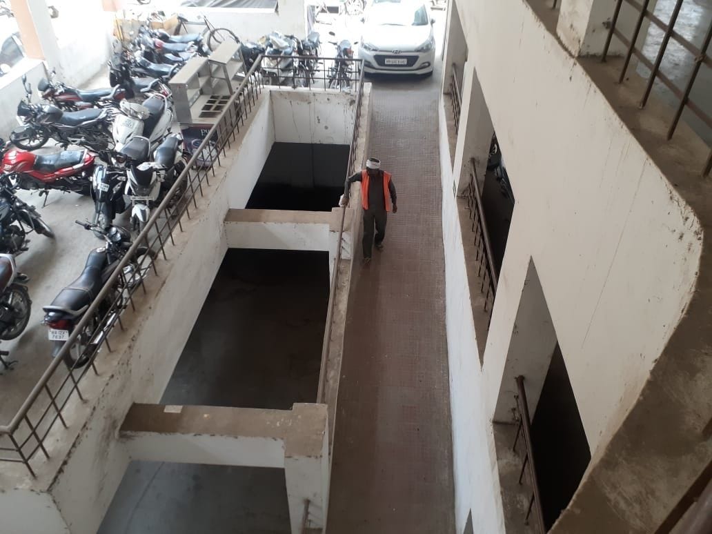 Shaheed Bhagat Singh parking will run on the fort road traders from today on no profit no loss