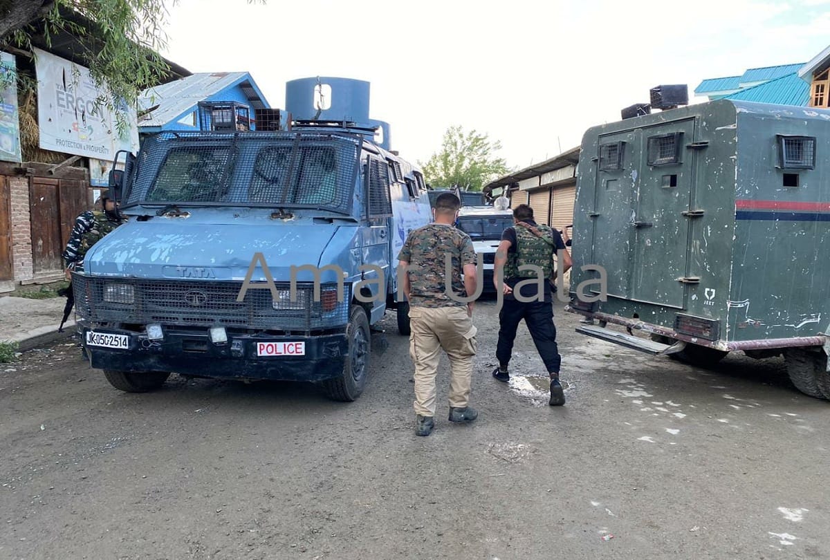 Encounter between security forces and terrorist in Malbagh Srinagar