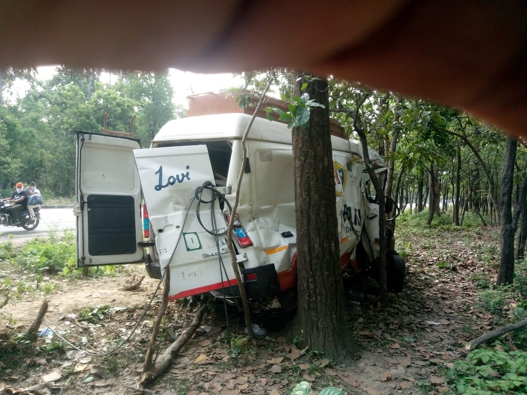Uttarakhand news: oil tanker hit tempo traveler, four died, many injured