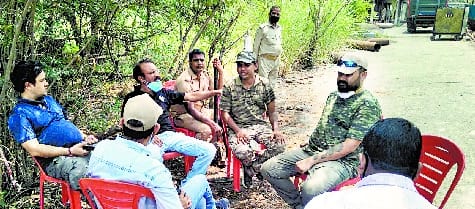 Officer also agrees .. Jungle Safari can be made in rubber factory
