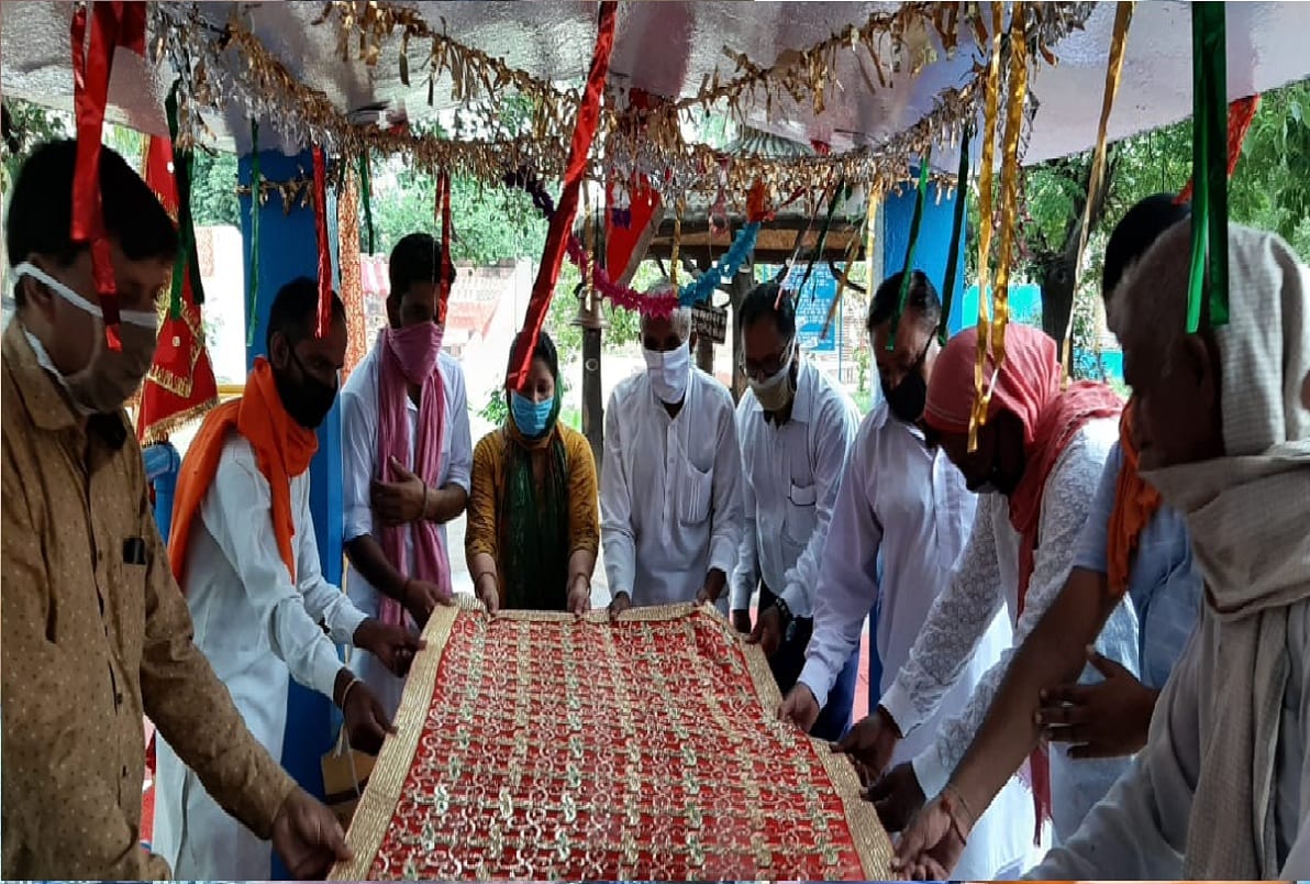 Tomb of Baba Chamiyal near Indo Pakistan border