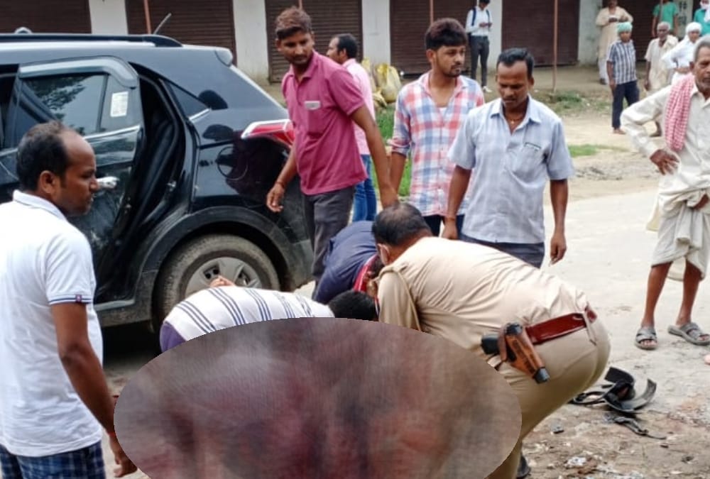 villagers killed two who was running after killing kanisth pramukh in Ambedkarnagar.