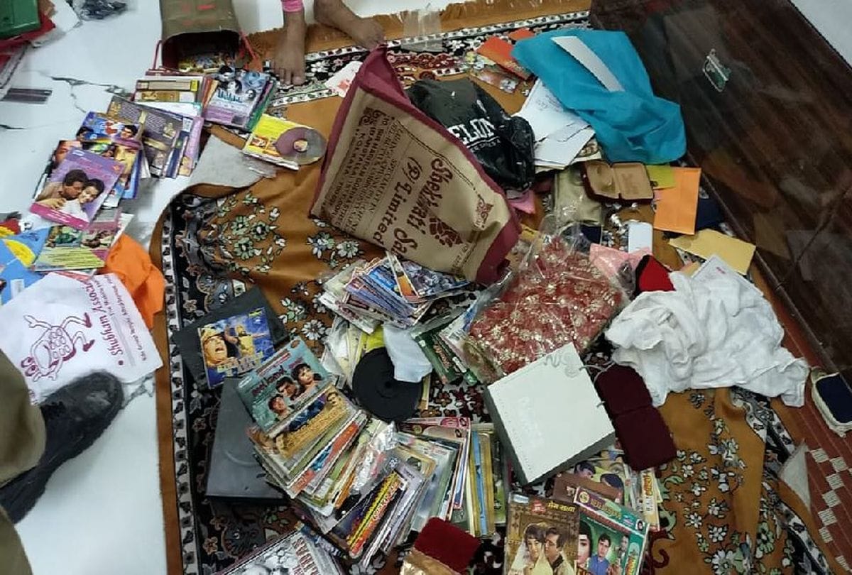 Mathura Police Arrests Loot With Senior Citizens Crime News