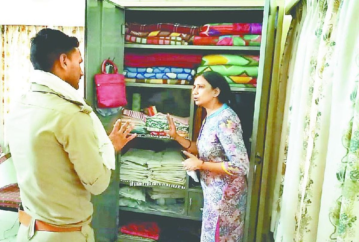 Mathura Police Arrests Loot With Senior Citizens Crime News