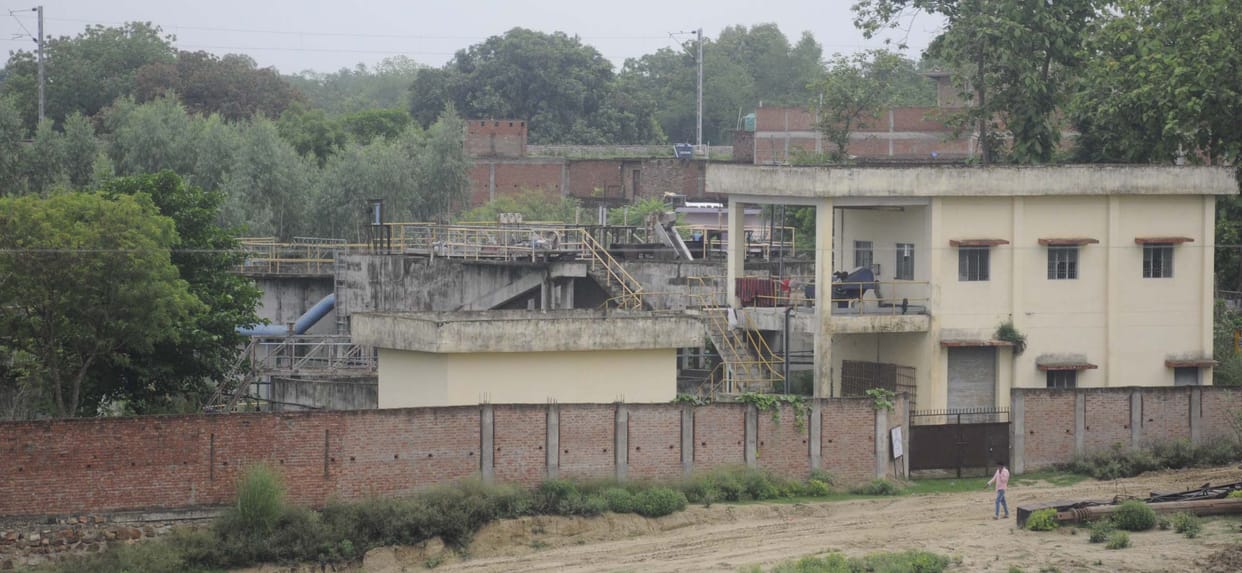 Pratapgarh: 16 Crores Found in Soil