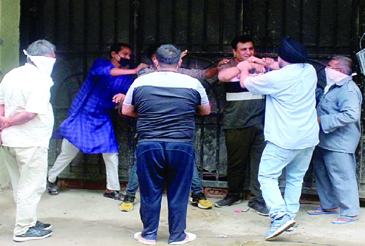 Nigerian beaten up by drunk and stolen vehicles