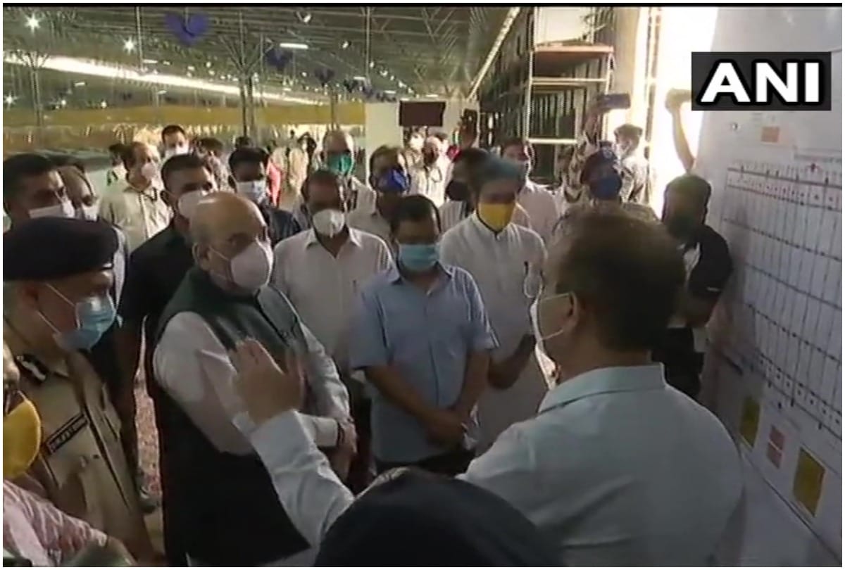 Union Home Minister Amit Shah and Delhi CM Arvind Kejriwal visit COVID Care Centre at Radha Soami Beas