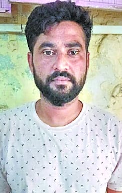 Reward Tanvir arrested for harboring terrorists in Katra Chand Khan