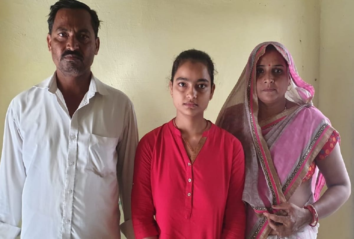 UP Board intermediate results 2020 Jhansi District topper Ayushi yadav story