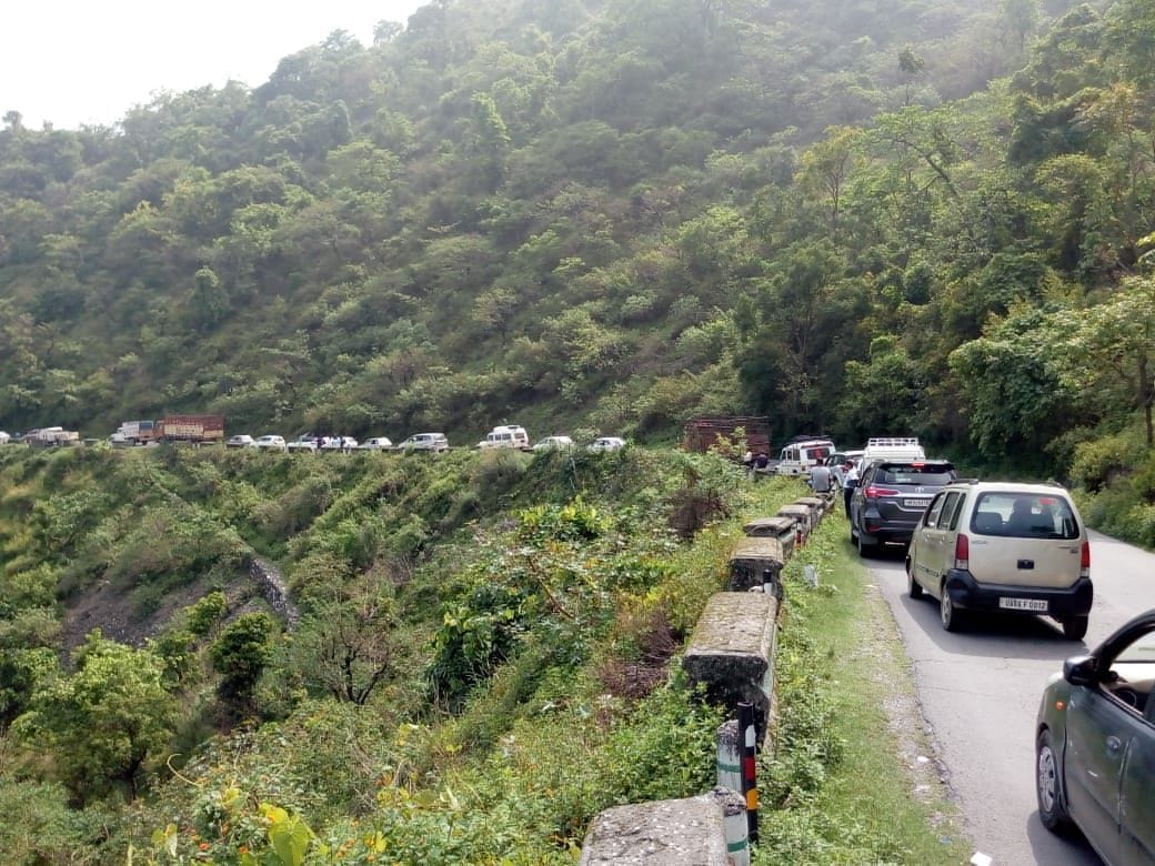 Dumper driver dies in road accident