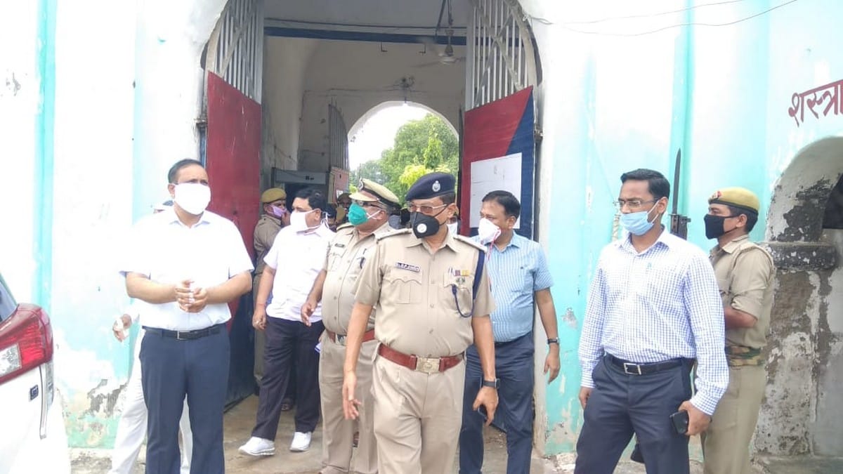 DM-SP reached for surprise inspection of ghazipur district prison
