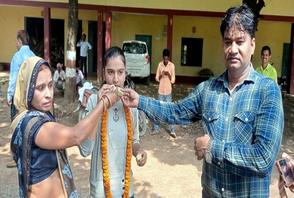 UP Board Result 2020: Four students from Prayagraj and one student from Pratapgarh in the top ranking of the state