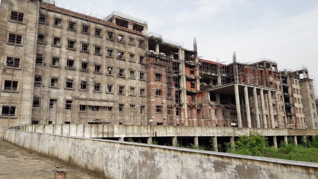Medical college is being built with the trust of 24 workers
