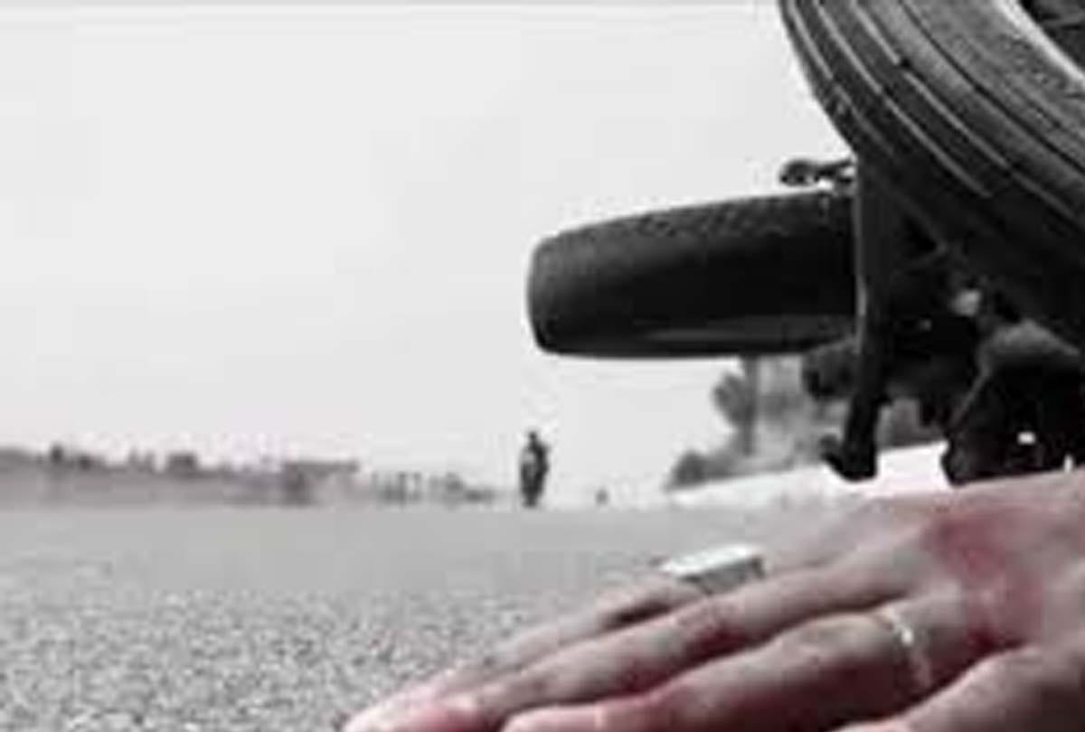 one people died in road accident in fatehpur