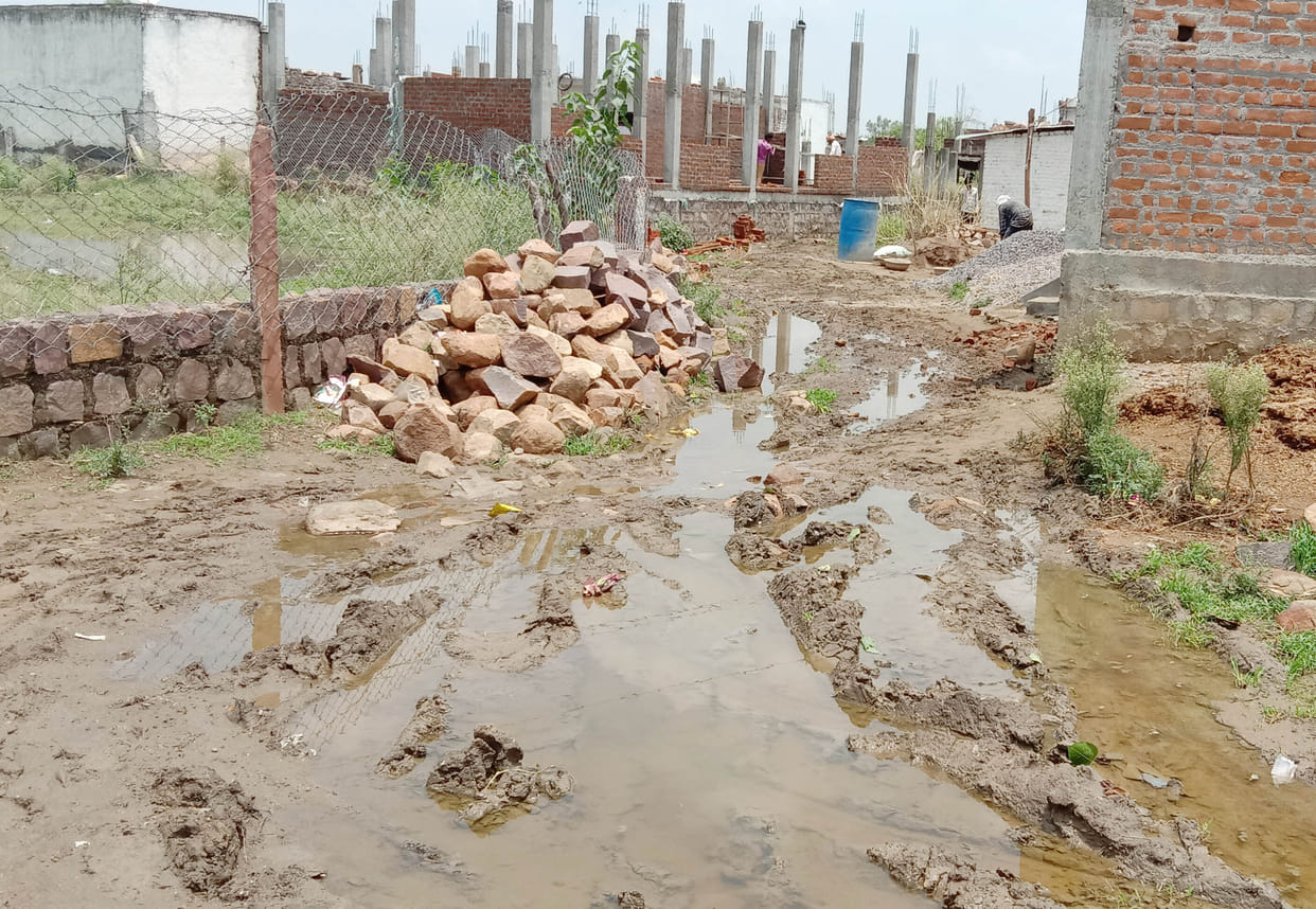 50 home depand on one handpump