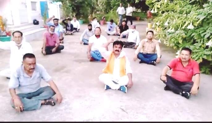 Demonstration on increase in prices of petrol and diesel