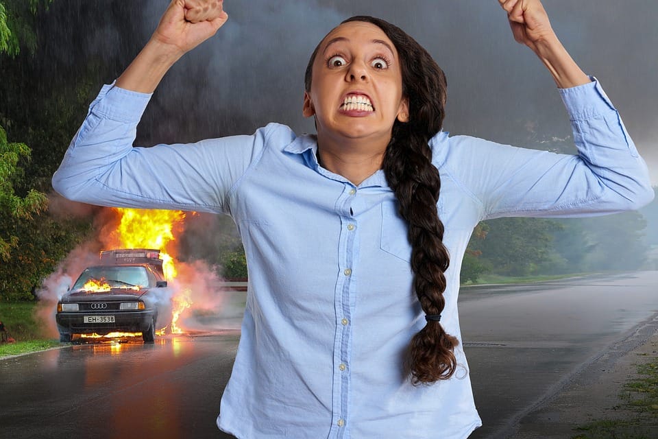 Be careful with these 5 mistakes while learning the car to avoid a road accident