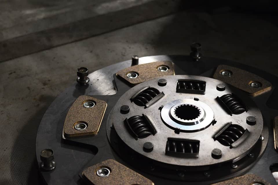 car clutch maintenance tips how to maintain a clutch car maintenance tips in hindi car care tips in hindi car care tips and tricks