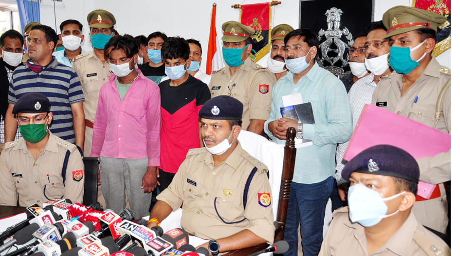 Two crooks of ATM thief gang arrested