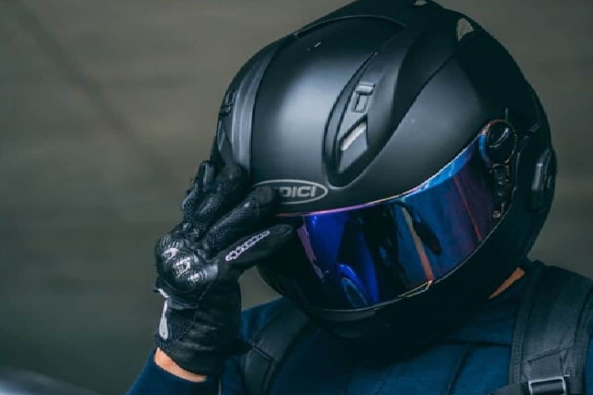 The central government is going to implement a new law to ban the making and wearing of local helmets.