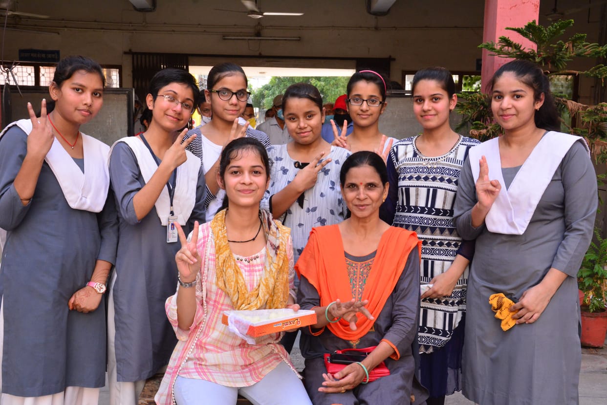 District topper became auspicious tribute in intermediate