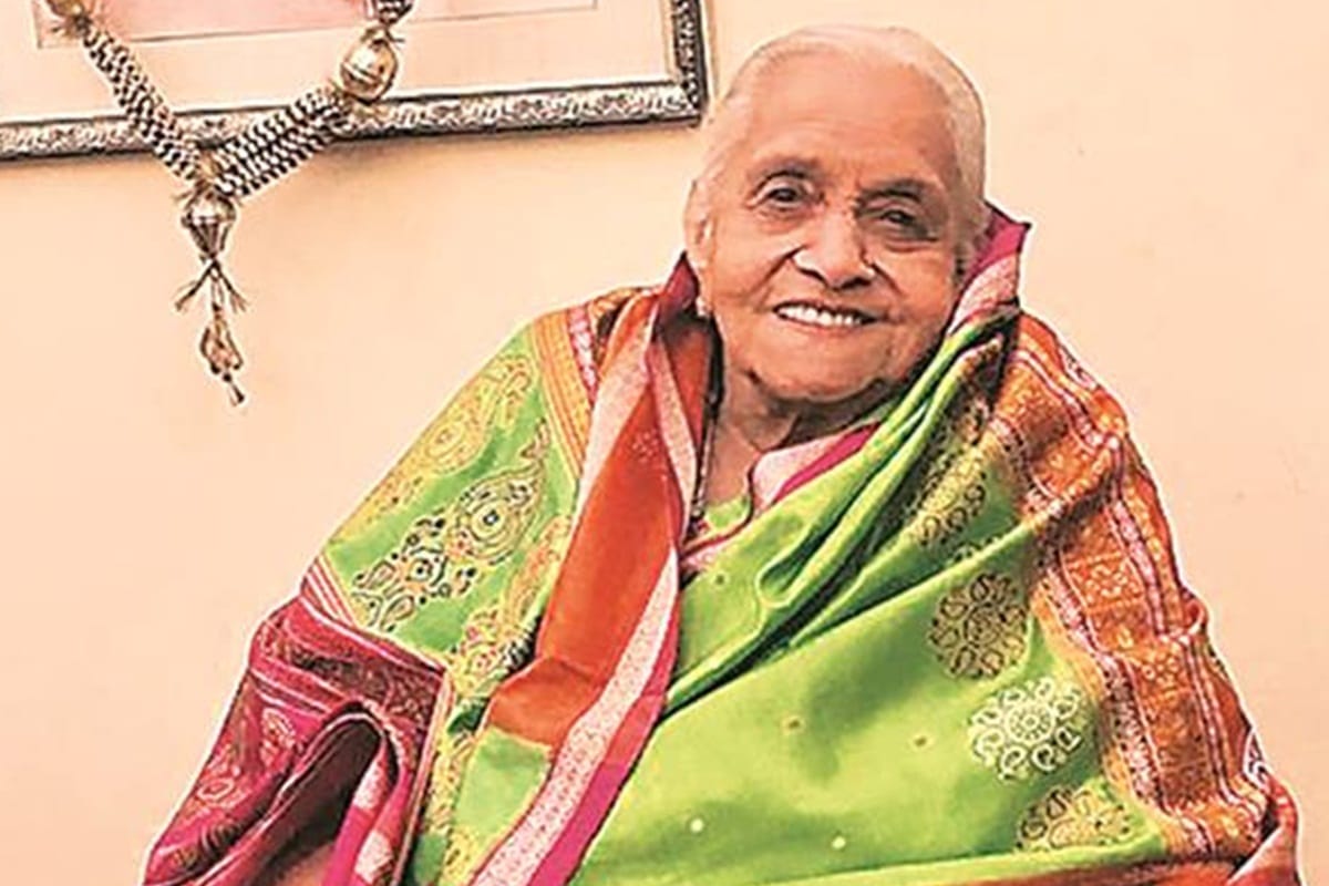 Vimala Sharma wife of former President Dr Shankar Dayal Sharma recovers from covid 19 at 93 age