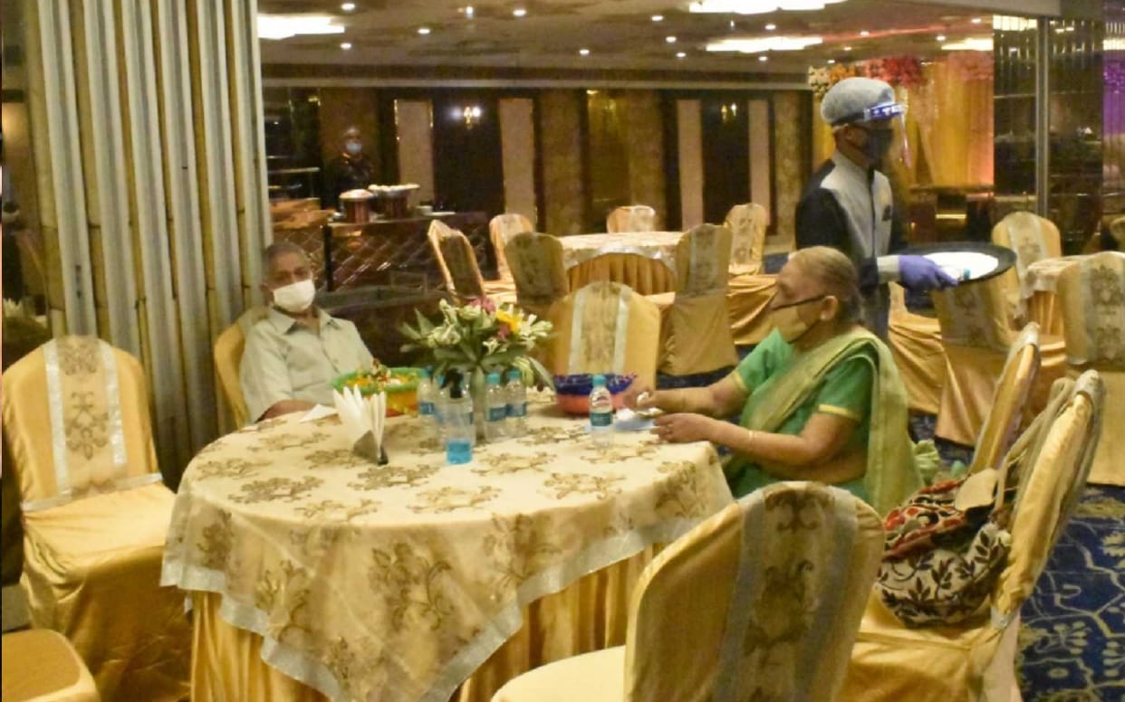Lockdown Effect: hotel staff do not get four months salary in meerut, makes road jam