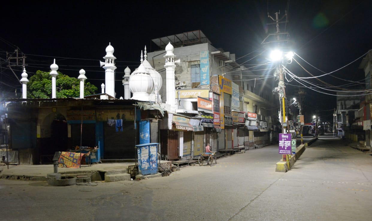 Aligarh Night Live