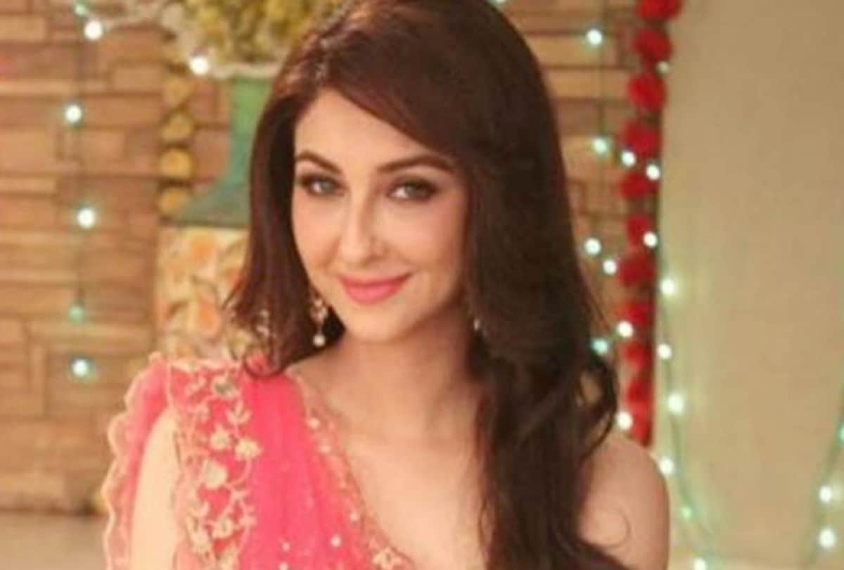 bhabhiji ghar par hain serial makers may replace saumya tandon