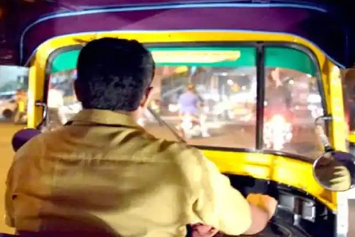 Karnataka transport minister B. Sriramulu directs seizure of Ola Uber autos still plying despite orders to sto
