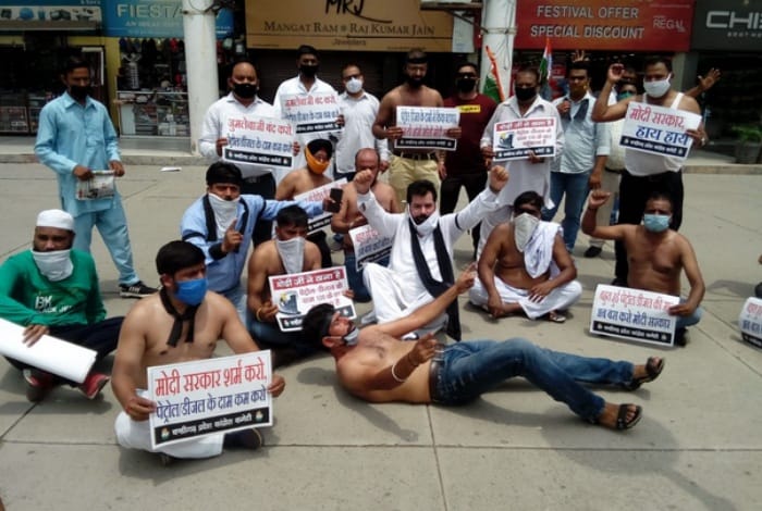 Congress Protest Against BJP in Sector 17 Plaza