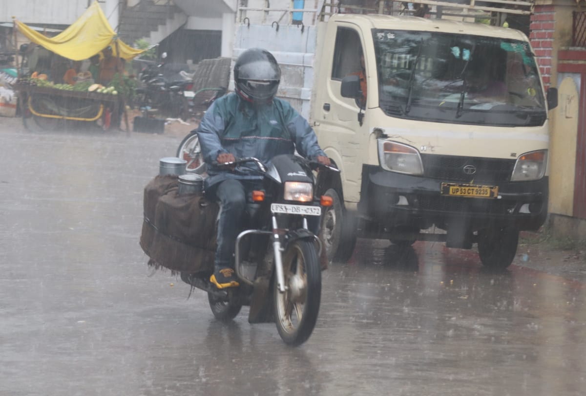 Weather update today Changes in weather patterns after come monsoon more rain in June in gorakhpur basti mandal