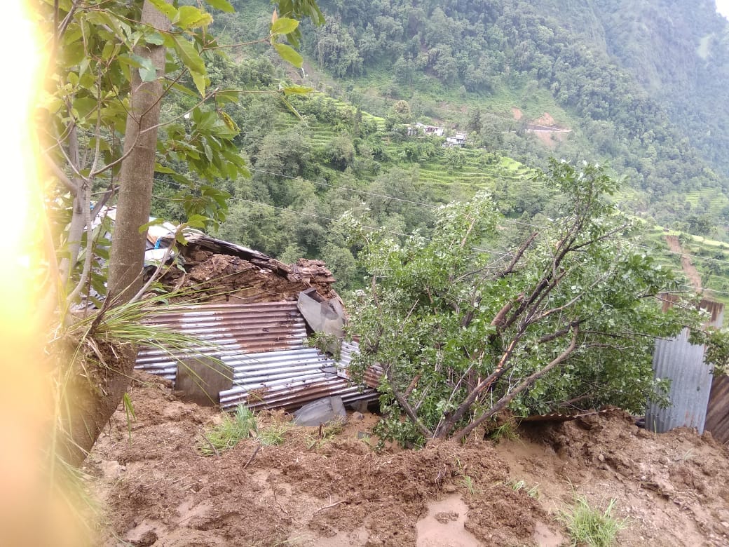 Six people of same family buried alive in landslide in Nepal Bazhang district
