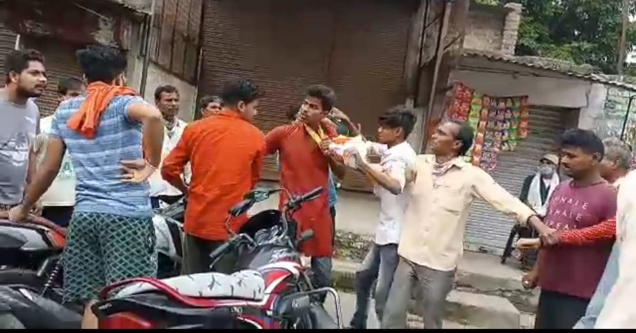 Bike rider beaten on road, taken hostage