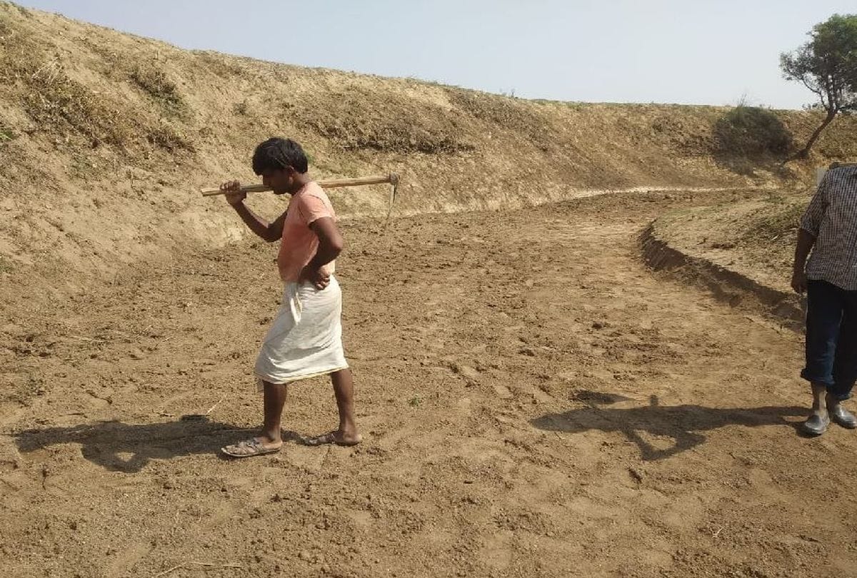 mgnrega laborers dug 65 km to revive two rivers in agra