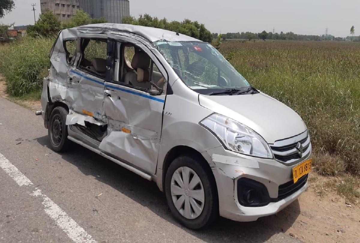 Aligarh News:truck mets accident with three vehicles in Aligarh on NH 91 many injured and died