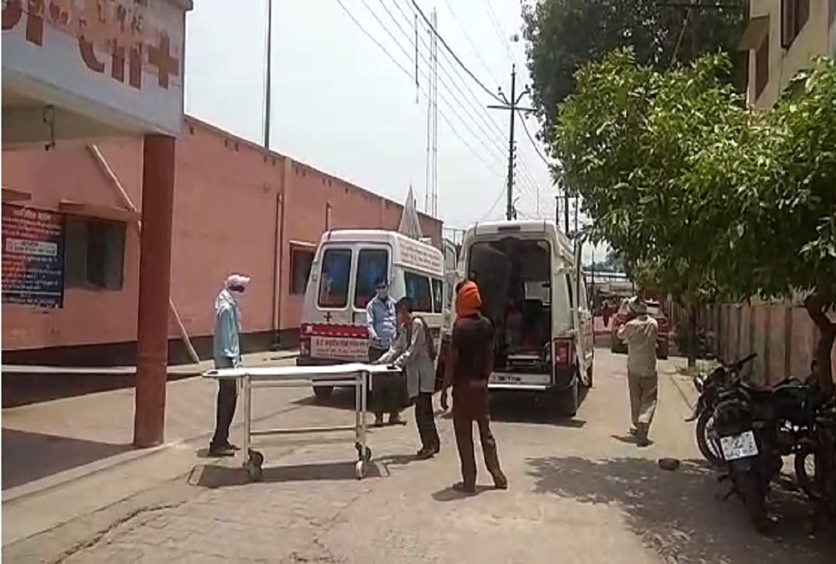 Aligarh News:truck mets accident with three vehicles in Aligarh on NH 91 many injured and died