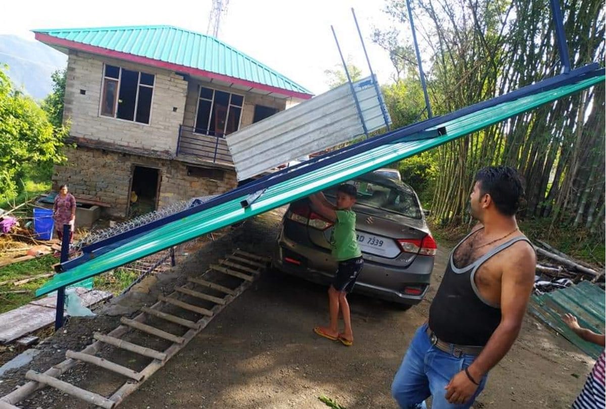 Heavy storm in mandi himachal pradesh rain damage crops in kangra