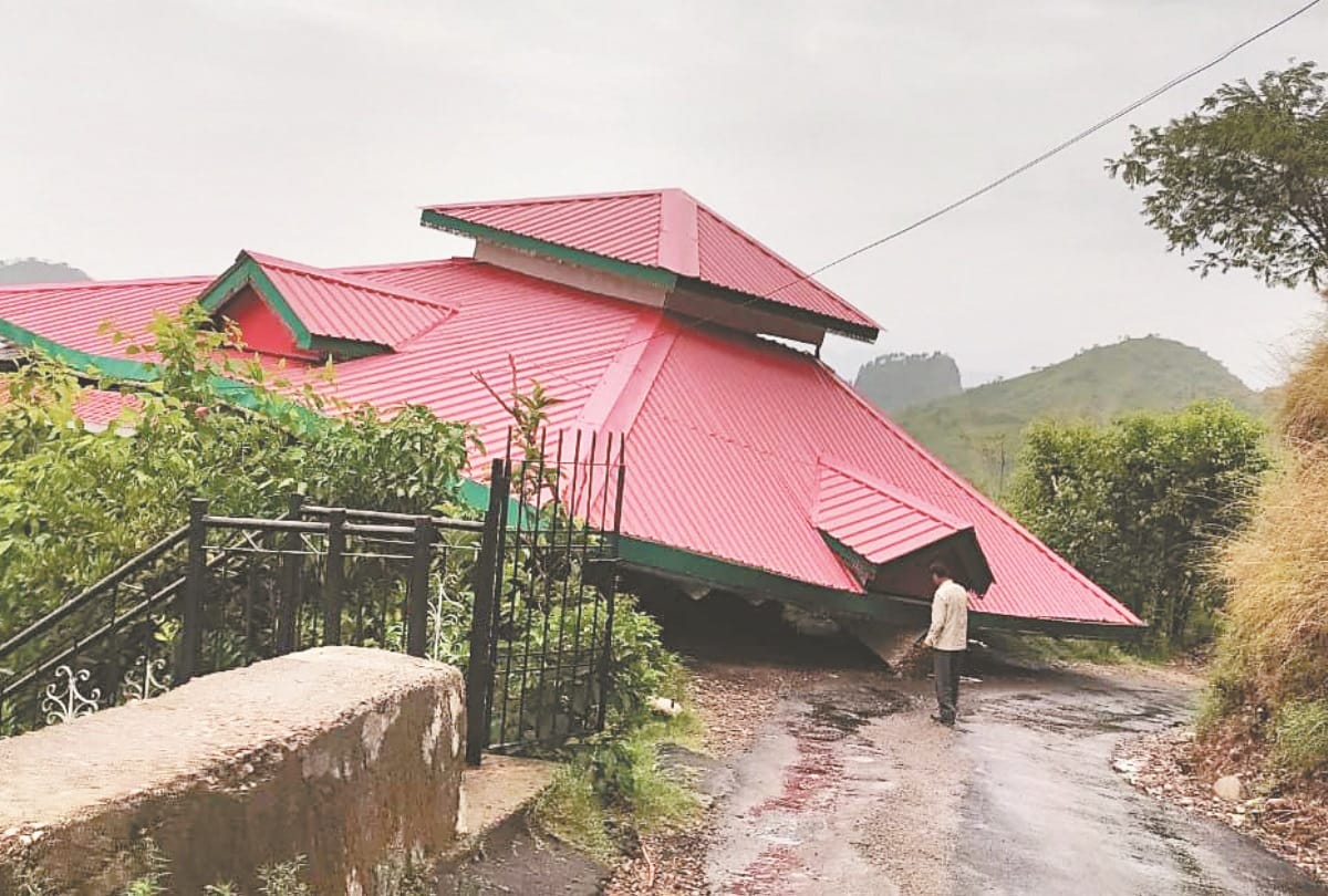 Himachal News: Heavy Rain Storm Hailstorm damaged crops houses vehicles