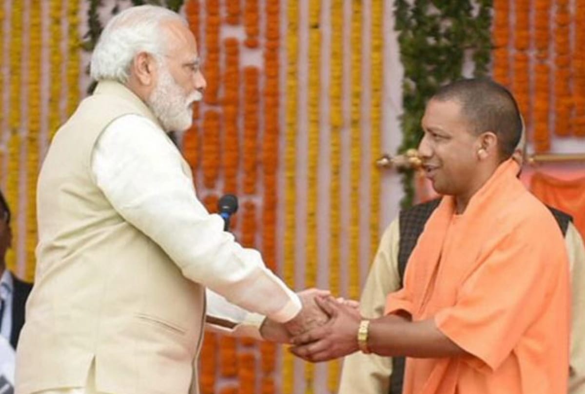 CM yogi adityanath thanks pm modi by tweet for giving all projects in varanasi before PM arrival 