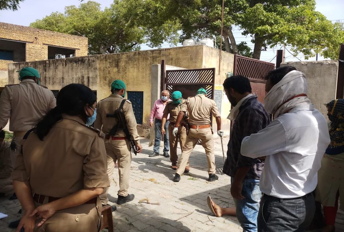 Teacher found dead at college campus in agra