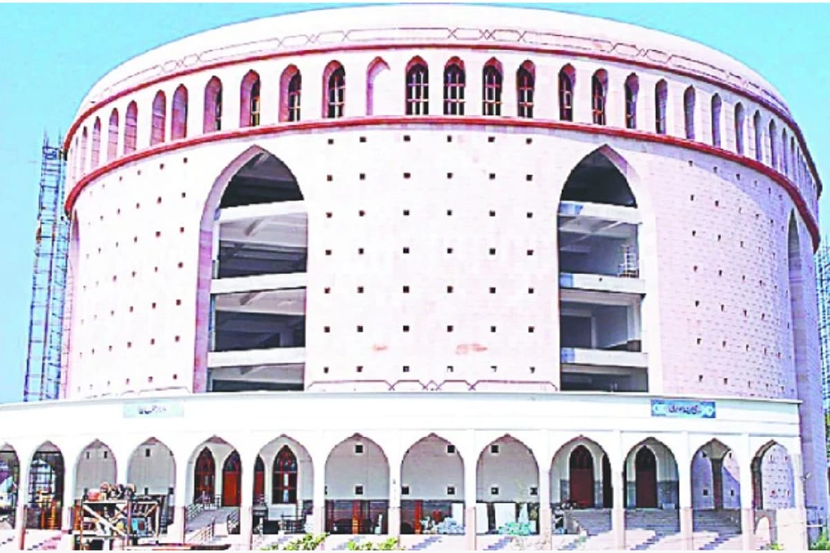 Saharanpur News: View the building of Darul Uloom's new library