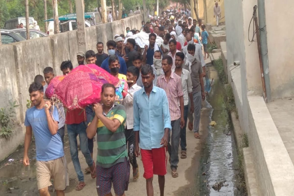 Accident News: Husband wife and son were cremated in a village of Shamli at today