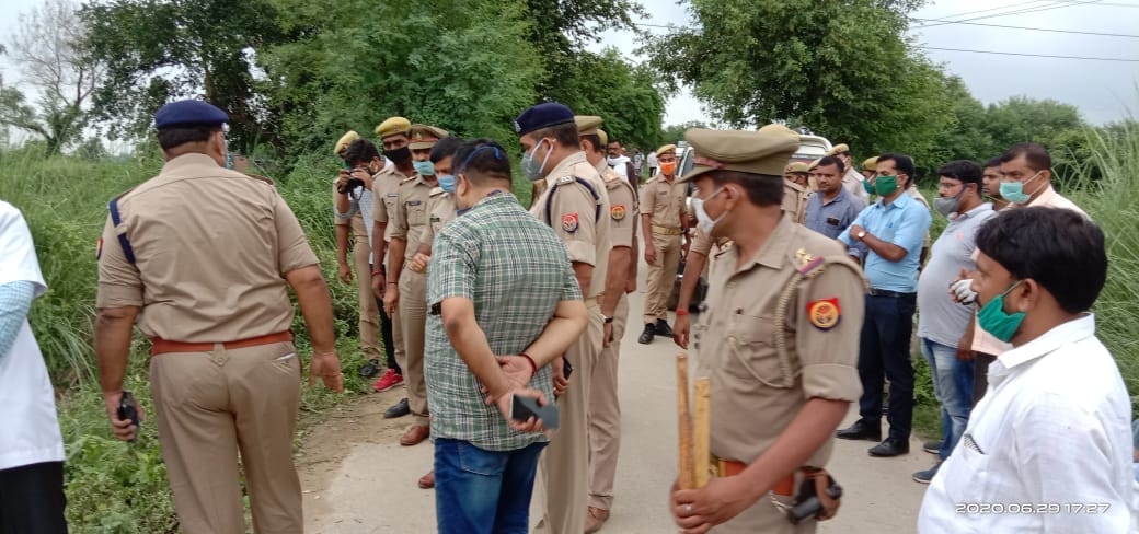 Bike riding miscreants shot dead in varanasi incident captured in CCTV