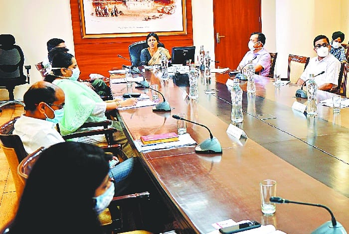 Punjab Chief Secretary Vini Mahajan Orders Regarding Mask and Death Rate in State