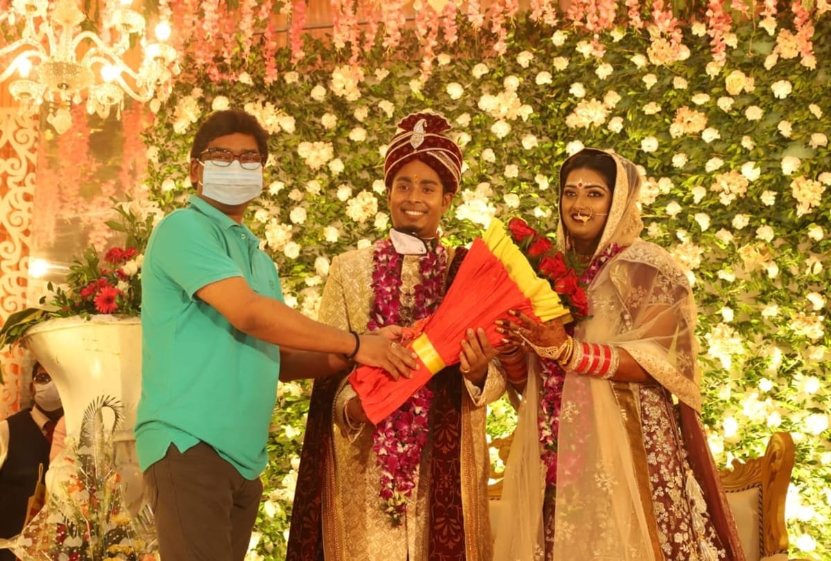 Indian archers Deepika Kumari and Atanu Das tied the knot in Ranchi, CM Hemant Soren attended the wedding