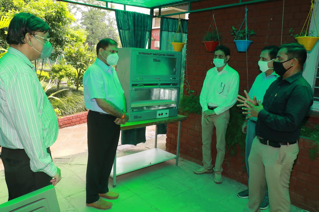Punjab University Saif Lab Invents Sanitization machine With UltraViolet Rays