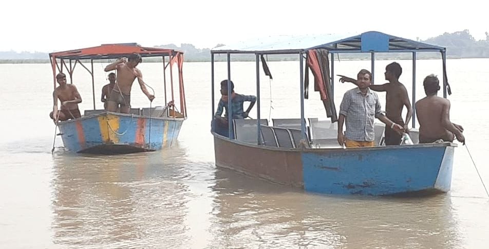 three woman drowi in ganga river in sambhal