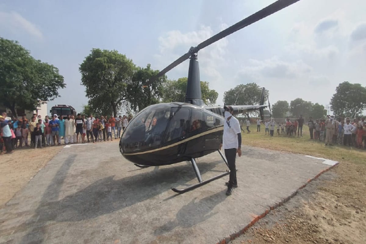 The groom with bride is came to village from Udan Khatola after the wedding at Meerut