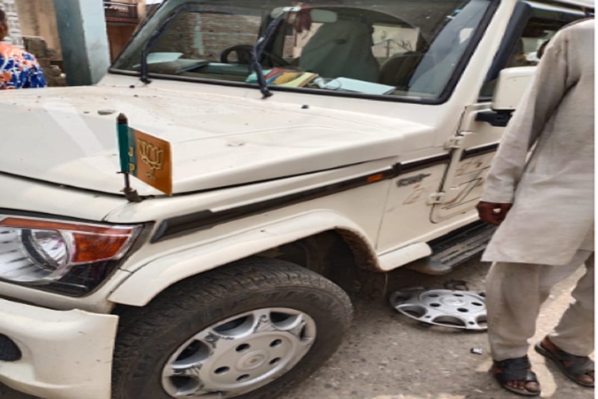 Saharanpur News: women has beaten up to district panchayat member and video viral at Saharanpur